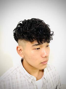 ヒロギンザバーバーショップ 新宿店(HIRO GINZA BARBER SHOP) スペインカール