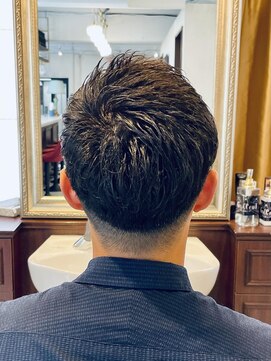 グレイスフルバーバーロンドン 大宮店(Graceful Barber London) 【30代 男性】ロンドンアイロンパーマ（大宮/バーバー）
