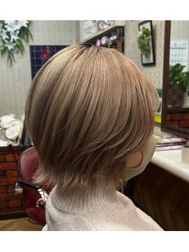 シャドウ美容室 ショートウルフ