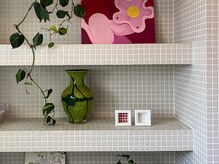 シードアンドビューティー 代々木公園店(SEED&Beauty)の雰囲気（こだわりが詰まった店内インテリア［イルミナカラー/カット］）
