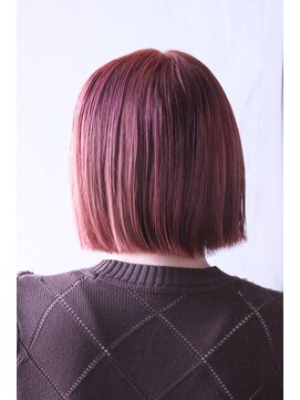 エヌドット 高井田(n.) 20代30代・ミニボブ×Addicthy Color