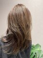 エン(eN.) まとまりやすく巻いてもストレートでも自然なニュアンスが出る髪