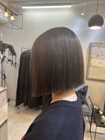ジエクト ヴィシア(The Ect VIXIA)&nbsp;ヘイリーボブ　縮毛　外ハネ　髪質改善ストレート