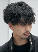 原宿緩めツイストスパイラルパーマメンズカットラウンドマッシュ