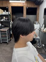 コア 新宿(CORE) ラウンドマッシュ