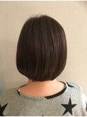頭の形がきれいに見えるボブ 担当 伊原