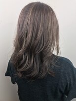 アヴァンス 江坂店(AVANCE.) 細めハイライト×ダークアッシュ