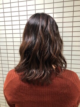 ロマンティックローズボンボン(Romantique Rose bon bon) ツヤ重視のしっとりミディ