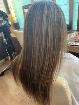 インプレス ちとせモール店(impres) 白髪には負けません!!