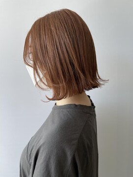 シェリッシュ ノース(Sheriche North) 切りっぱなしボブ×サーモンピンク【ブリーチ1回】