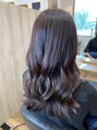 マーブル(MARBLE)&nbsp;ロングコテ巻きヘア。