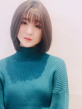 イーストハムアネーロ(EAST HAM anello) ぱっつんボブ×透明感ベージュ