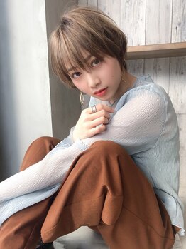 ≪トレンドを意識した小顔効果のあるカット≫可愛く小顔になれる♪骨格に合わせた顔周りのデザインが人気◎