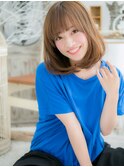 レイヤーミディアム斜めバングパールベージュc5上尾20代30代40代