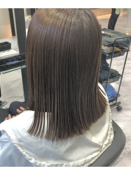 サニーサイドアップ 大宮(Sunny side up) 切りっぱなし肩下ボブ