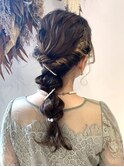 編み下ろしアレンジ　ゆるめローポニー　ヘアピンアレンジ