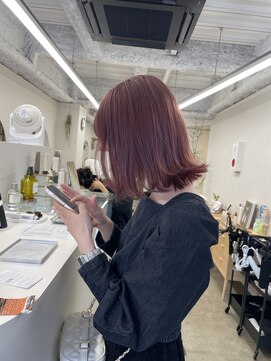キジ(kiji) ピンクベージュ / ケアカラー / ボブ〔久屋大通/丸の内/久屋〕