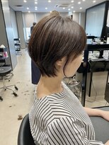 ハルキ ミナト ジャパン オオサカ(HARUKI MINATO japan OSAKA)&nbsp;30代40代50代小顔似合わせカットくびレイヤーエモージュ大人可愛