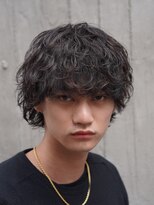 フィフス トウキョウ (fifth TOKYO) 渋谷メンズパーマ緩め波巻きパーマセンターパートウルフマッシュ