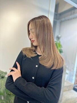 エクラート イーリス 高田馬場店(ECLART IriS) くすみベージュ