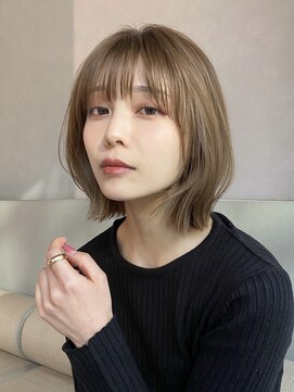 オーラ オモテサンドウ(Aura omotesando) 透明感カラー×ワンカールで可愛いレイヤーボブ