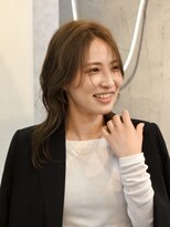 ヴィサージュバスク(VISAGE ba.s.k) こなれ感UP!レイヤーミディで軽やか美人ヘア