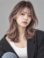 トリニティ(trinity)&nbsp;ブリーチ×髪質改善 ハイライト　ピンクベージュ レイヤーカット