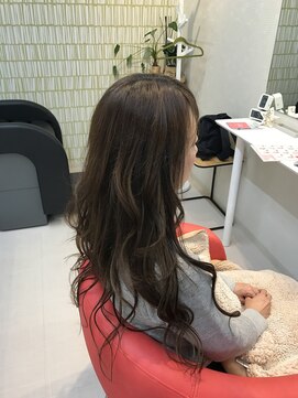 ボー ベル(Beau Belle) プルエクステ　ロングヘアーにイメチェン