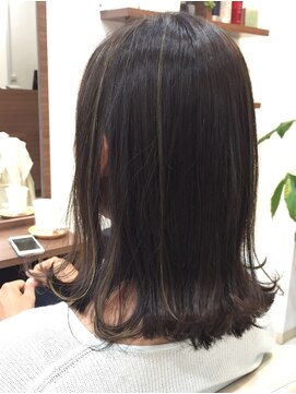 サロン ド クレア(salon de CLEA) 外ハネミディハイライト☆