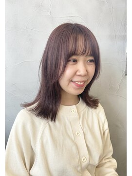 ワク(WAKU) 顔まわりレイヤーロブ　こなれミディヘルシースタイル