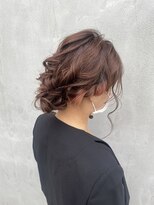 エミュー(Emu)&nbsp;ヘアアレンジ♪アップスタイル☆