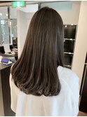 イルミナカラー「グレージュ」