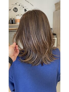 ヘアーリゾート ルアーナ(hair resort LUANA) ナチュラルハイライトミディ