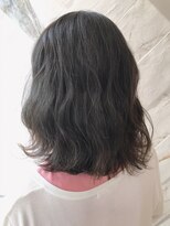 カノイ(KANOI)&nbsp;くすみ色◎波ウェーブボブ