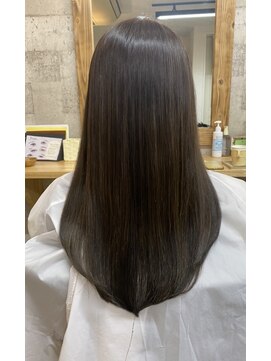 パーチ(Perch) 透明感あふれるダークトーンアッシュ