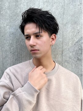アーリー(Ali'i) ソフトツイストパーマツーブロックアップバングフェード