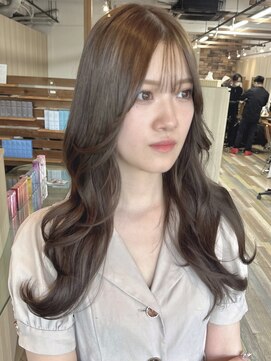 ラヴィエール(LAVIERE by R-EVOLUT) ハイライト/ケアブリーチ/レイヤーカット/髪質改善【柏/柏駅】