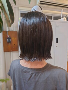 タオ(tao) ぱっつり外ハネボブ