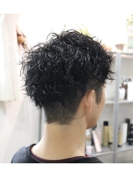 ウィスカーヘアー(whisker hair) ツイストスパイラル