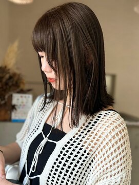 トナリ(tonari) オリーブベージュ　ミディアムボブ　ロブヘア　【鹿児島中央】