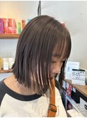 ワンカラー/ベージュカラー/プツッとボブ