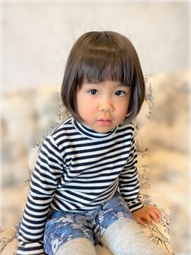 カルム ヘアー レーヴ(Calm hair reve) 【Utsumi】キッズ×ボブ