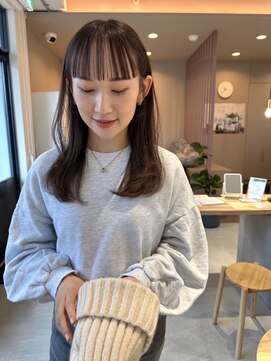 アンハーツ(ann HEARTS) 広めバングのロングスタイル/暖色カラー/イルミナカラー