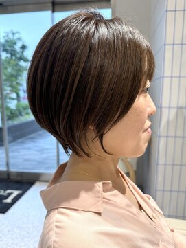 レジット 海老名(Legit) 30代40代50代◎くびれ前下がりショート 小顔前髪 海老名