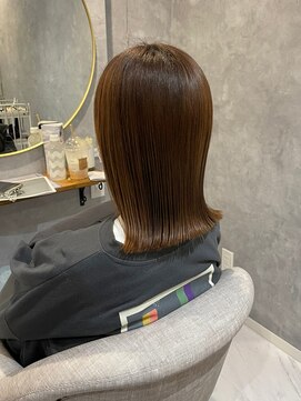 オルブ 戸塚安行店(Oluve) こっくりブラウン・外はね・ナチュラル・エフォートレスヘア