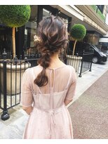 フィルム(FILM)&nbsp;【FILM村田】絶対褒められる可愛いお呼ばれアレンジの編み下ろし