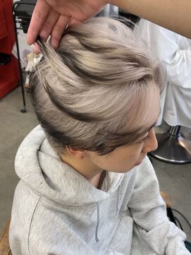 簡単オシャレホワイト×ブラックエンドカラー