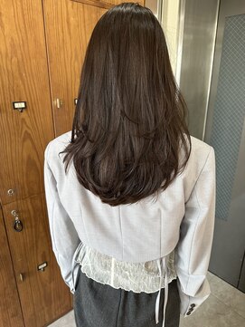 アリスバイアフロート 自由が丘(ALICe by AFLOAT) ミディアムレイヤーふんわりハッシュカット