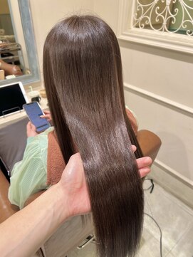 フレーム へアアンドトリートメント 天王寺北口店(FRAME) 【FRAME天王寺北口】艶髪ストレート