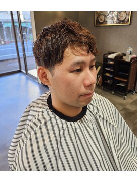 バク(BAKU) ツーブロックスッキリカット